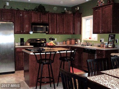 10349 Bridle Ct, Hagerstown, MD 21740 - photo 3