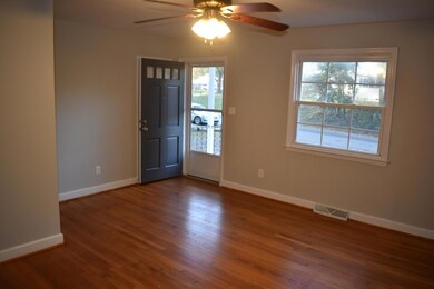 105 Ingle St, Siler City, NC 27344 - photo 6