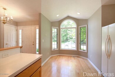 1976 Dunlin Ct NE unit 5, Grand Rapids, MI 49505 - photo 3