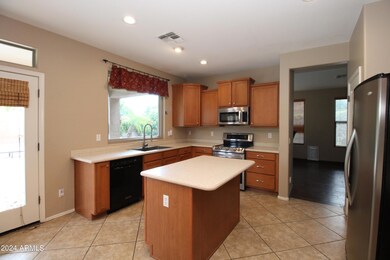 2219 S Valle Verde unit 8, Mesa, AZ 85209 - photo 4