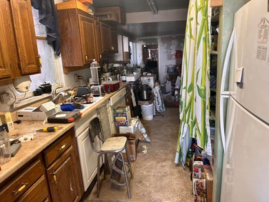 main galley kitchen