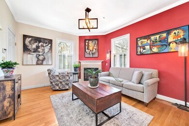 132 Warren St unit A, Arlington, MA 02474 - photo 5
