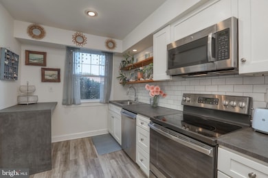 500 E Lancaster Ave unit 126A, Wayne, PA 19087 - photo 5