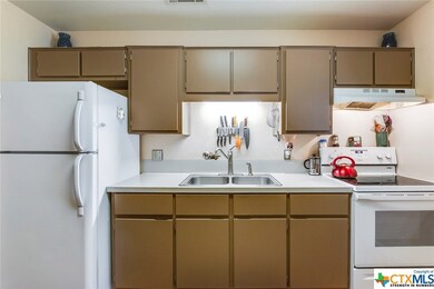 204 Rogers St, Copperas Cove, TX 76522 - photo 6