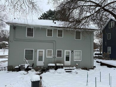114 Sunset Rd unit 2, Waterloo, IA 50701 - photo 2