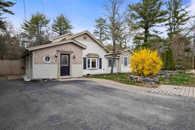 8 Berry St, Rochester, NH 03867 - photo 3