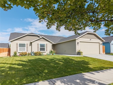 1630 E Filmore Dr, Moses Lake, WA 98837 - photo 3