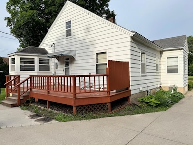 404 N Vine St, Fergus Falls, MN 56537 - photo 6