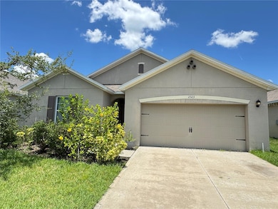 2323 Silver View Dr, Lakeland, FL 33811 - photo 2