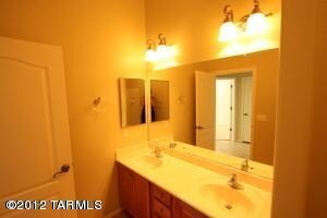 5148 E Park Vista Dr, Tucson, AZ 85756 - photo 5