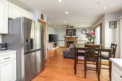 122 Arbor Ave, Sugar Grove, IL 60554 - photo 6