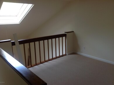 328 Pemberwick Rd unit 10, Greenwich, CT 06831 - photo 4