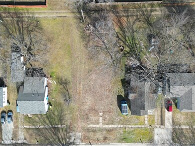 816 W 7th St, Ada, OK 74820 - photo 3