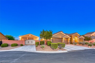 3350 sq ft, 4 bed, 3 bath, gated RV parking, 3 car