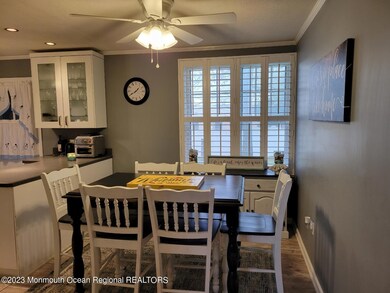 814 WARREN KITCHEN 2