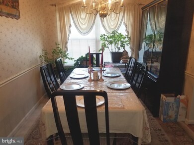 9201 Mchenry Ln, Lanham, MD 20706 - photo 4