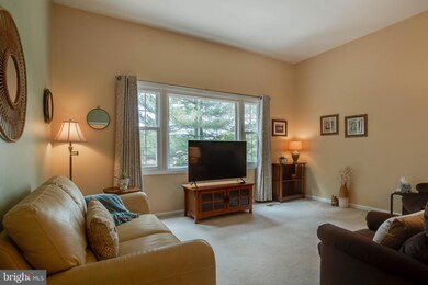 8538 Barrington Ct unit 934, Springfield, VA 22152 - photo 3