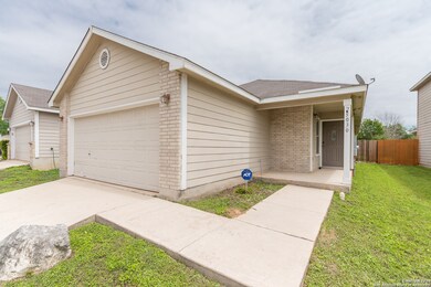 25030 Longbranch Run, San Antonio, TX 78261 - photo 2