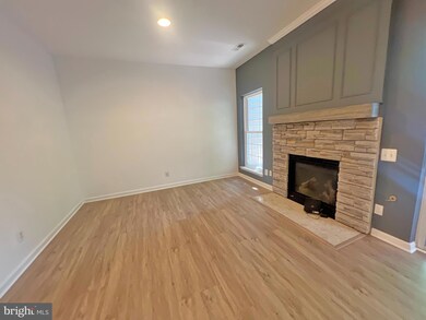 1191 Cypress Tree Place, Herndon, VA 20170 - photo 5