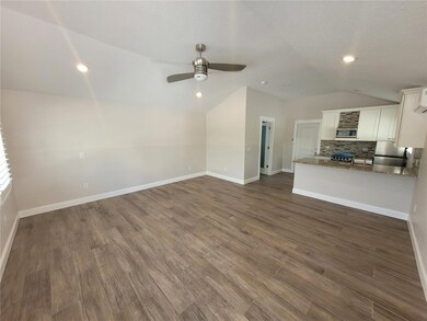 12217 Sunshine Ln, Treasure Island, FL 33706 - photo 5