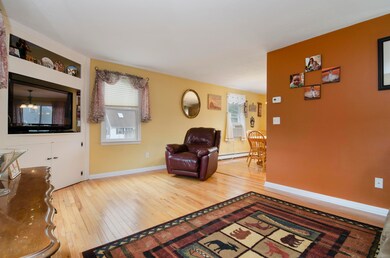 27 Archer St, Plymouth, MA 02360 - photo 3