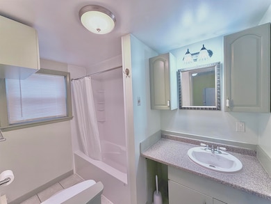 12 Holmes St, Nashua, NH 03060 - photo 4