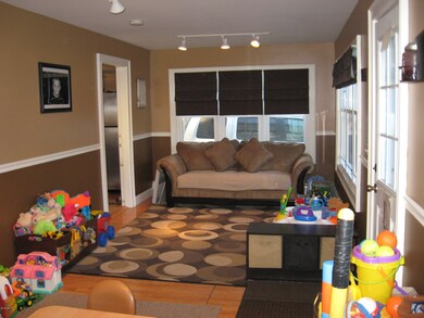 15 New York Ave, Pittsfield, MA 01201 - photo 3