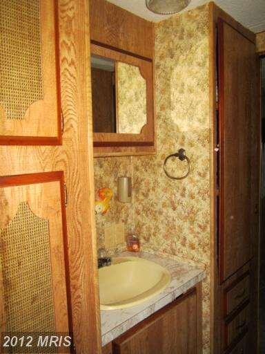 301415 Ranger Rd, Falling Waters, WV 25419 - photo 5