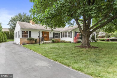 18810 Rolling Rd, Hagerstown, MD 21742 - photo 2