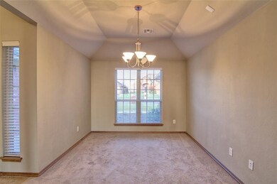 1009 Kelsi Dr, Moore, OK 73160 - photo 4