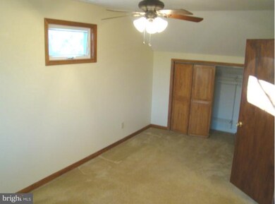 916 Cumberstone Rd, Harwood, MD 20776 - photo 5