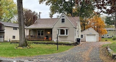 24 Valleyview Ave, Schenectady, NY 12306 - photo 3