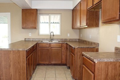 5 Kitchen