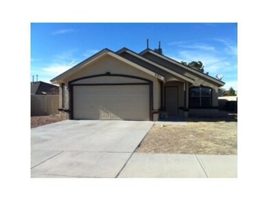 221 Lago Grande Dr, Horizon City, TX 79928 - photo 2