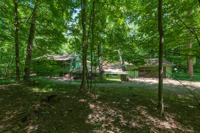 2037 S 4th st-63