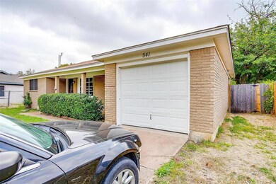 541 Grant Cir, Fort Worth, TX 76108 - photo 3