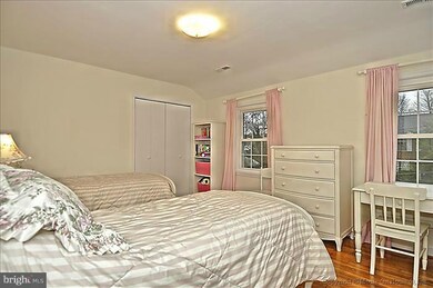 8116 Chester St, Takoma Park, MD 20912 - photo 2