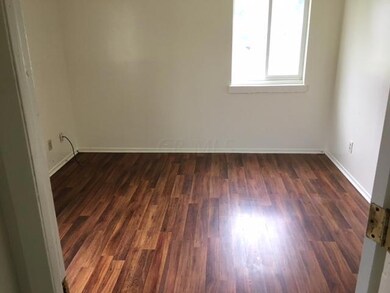 1044 Loretta - Bedroom