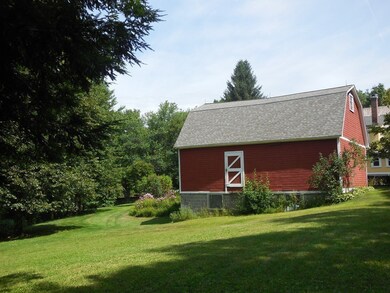 154 Apremont Hwy, Holyoke, MA 01040 - photo 6