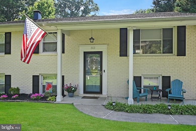 312 Edgemere Dr, Annapolis, MD 21403 - photo 4