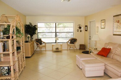 9825 Bischofia Tree Way unit B, Boynton Beach, FL 33436 - photo 3