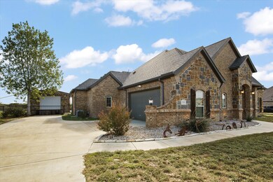 116 Spring Meadow Dr, Springtown, TX 76082 - photo 3