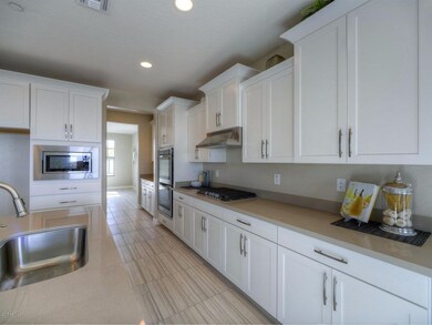 008_Kitchen