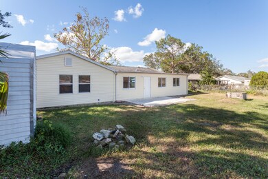 6039 Apple Ave-30