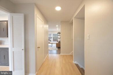 3900 Stonebridge Rd, Alexandria, VA 22306 - photo 6