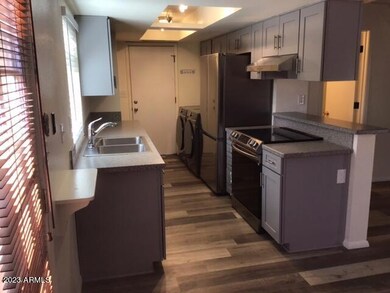 10407 N 11th St unit 1, Phoenix, AZ 85020 - photo 4