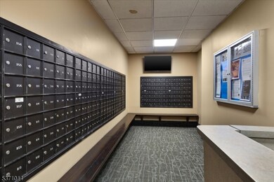 Harmon Cove Tower unit 401, Secaucus, NJ 07094 - photo 4