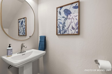 2024 Sunset Dr unit 1-6, Medford, OR 97501 - photo 3