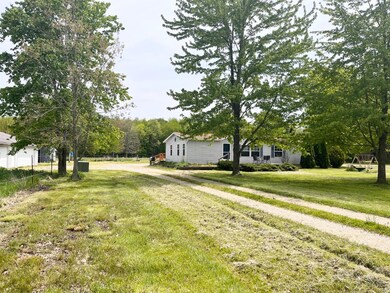 19770 Victory Ln, Fayetteville, OH 45118 - photo 2