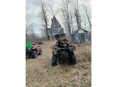 Great off-grid Hunting Shack